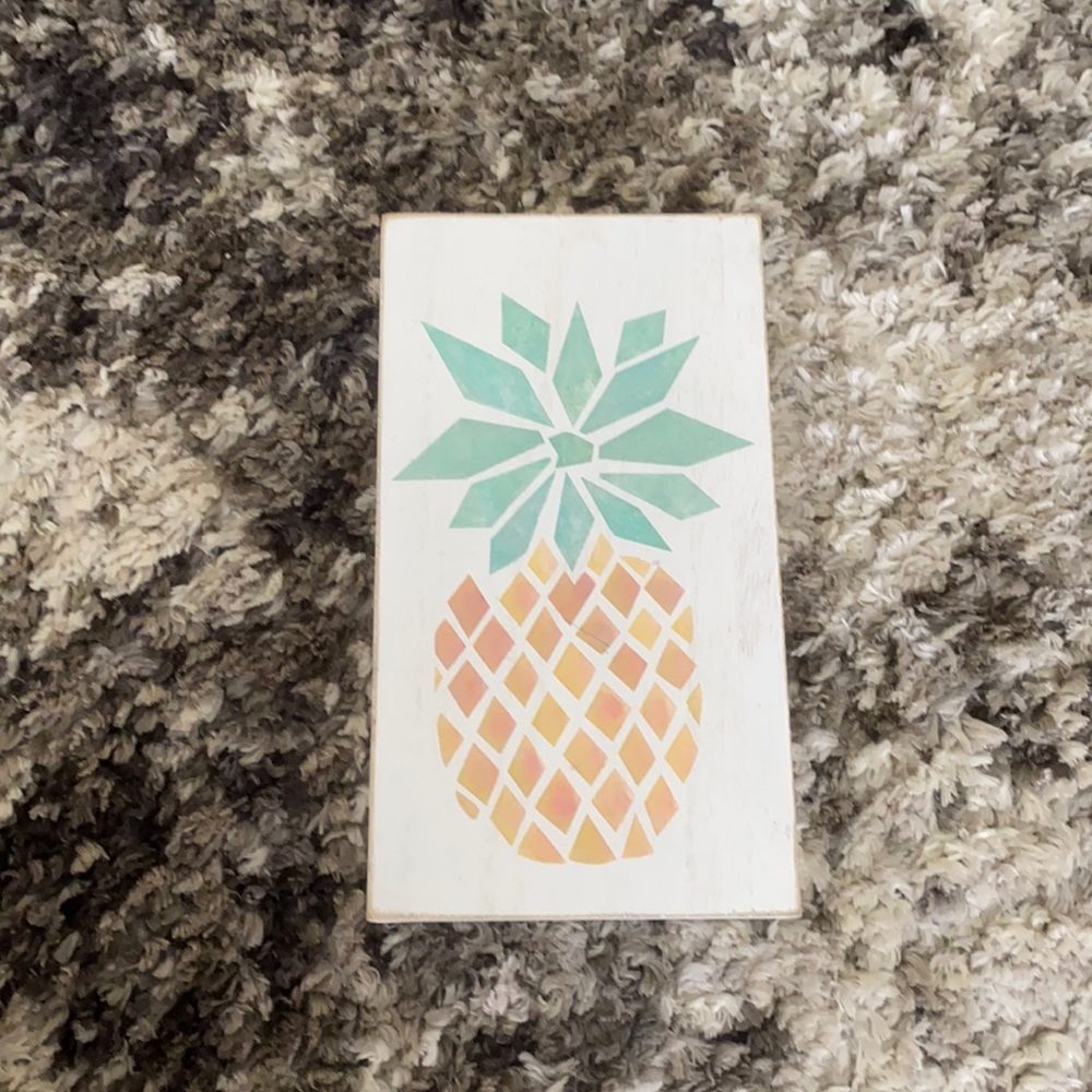 Wooden Pineapple Art